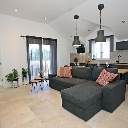 Apartman Gajka ซูเปตาร์ ภายนอก รูปภาพ
