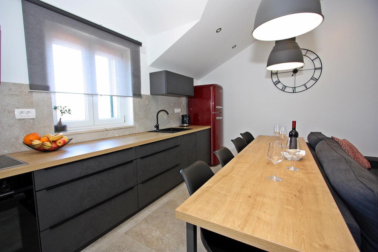 Apartman Gajka ซูเปตาร์ ภายนอก รูปภาพ