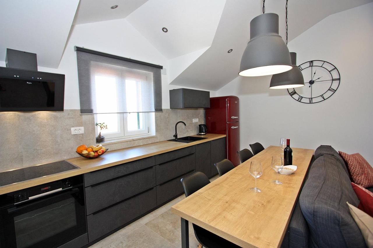 Apartman Gajka ซูเปตาร์ ภายนอก รูปภาพ