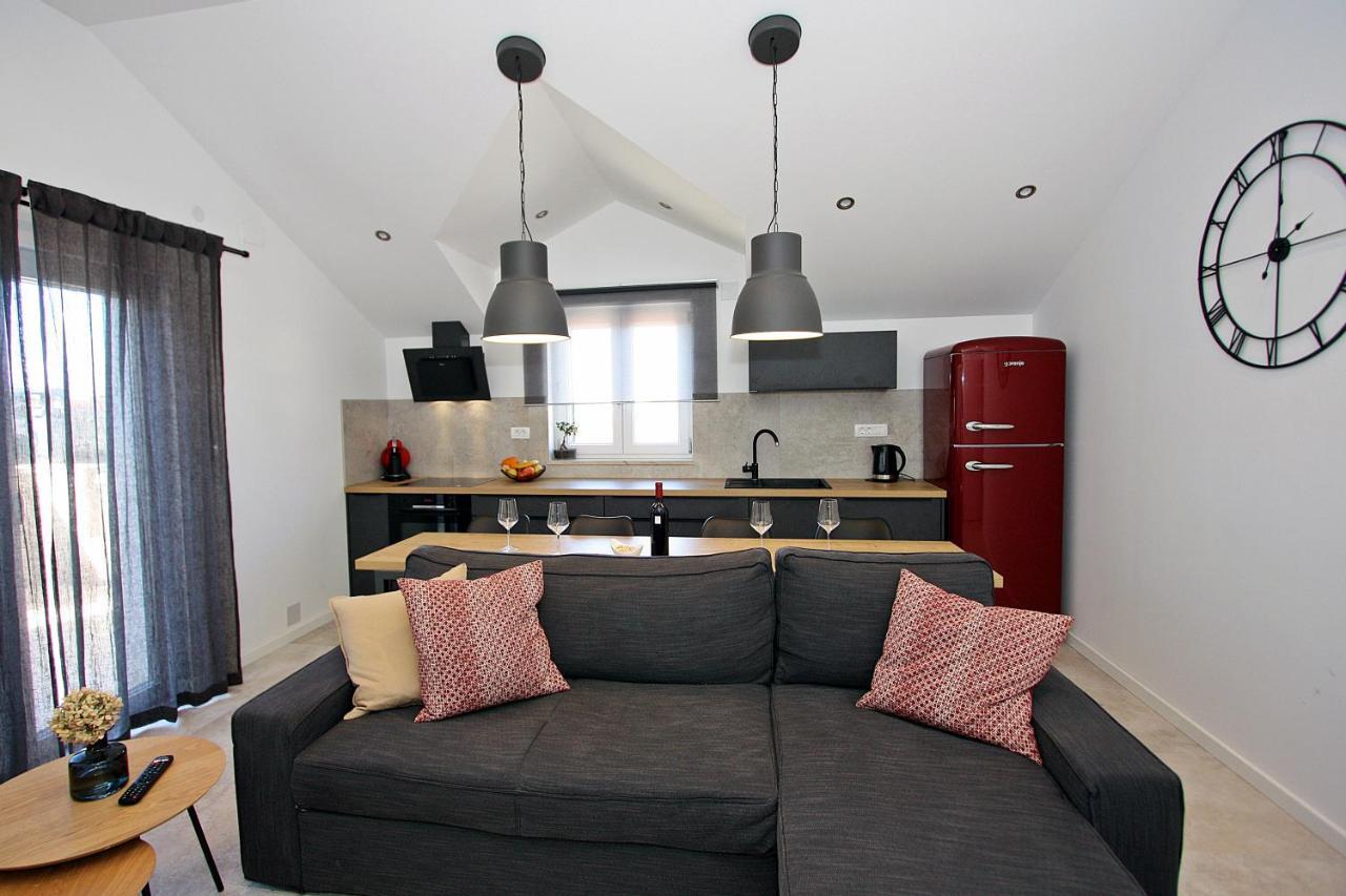 Apartman Gajka ซูเปตาร์ ภายนอก รูปภาพ